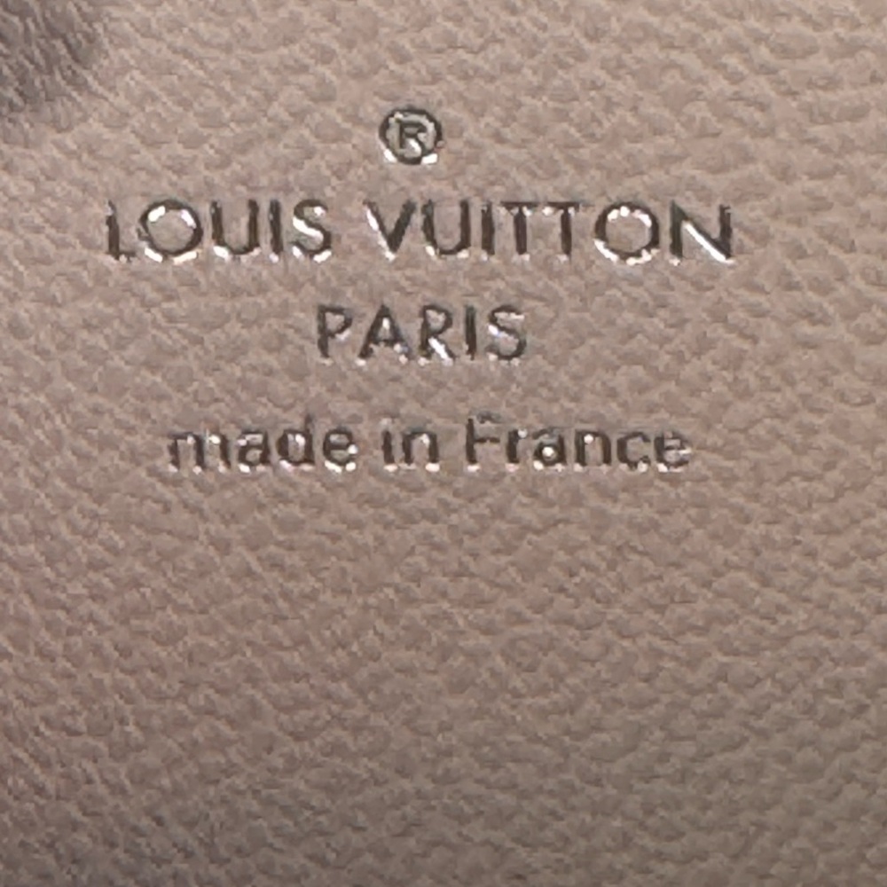 Louis Vuitton Ski Coussin Iridescent Monogram Zippy Wallet - NEW - All Inclusive - Picture 11 of 17